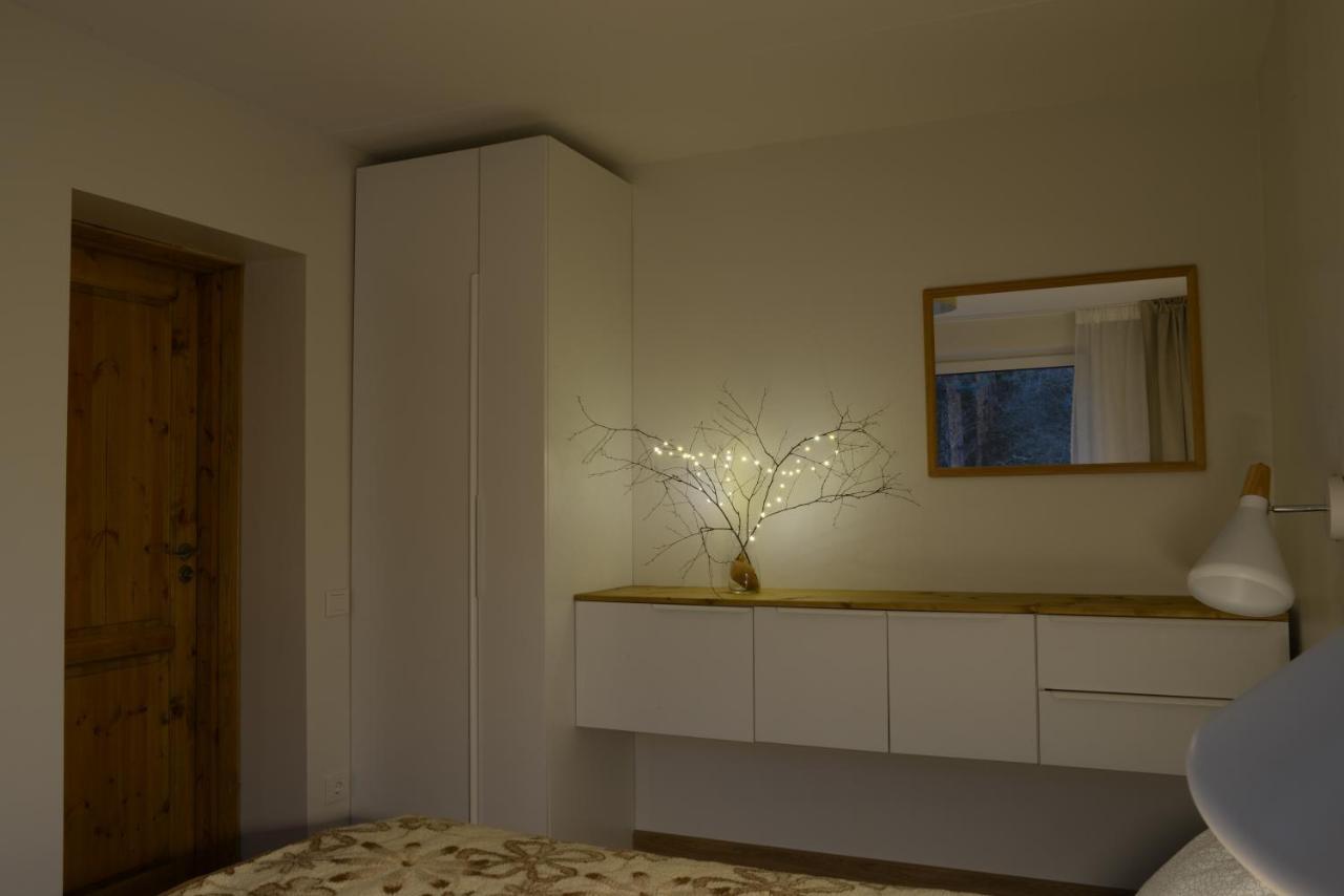 Juodrakante & Neringa Apartment Juodkrantė Buitenkant foto