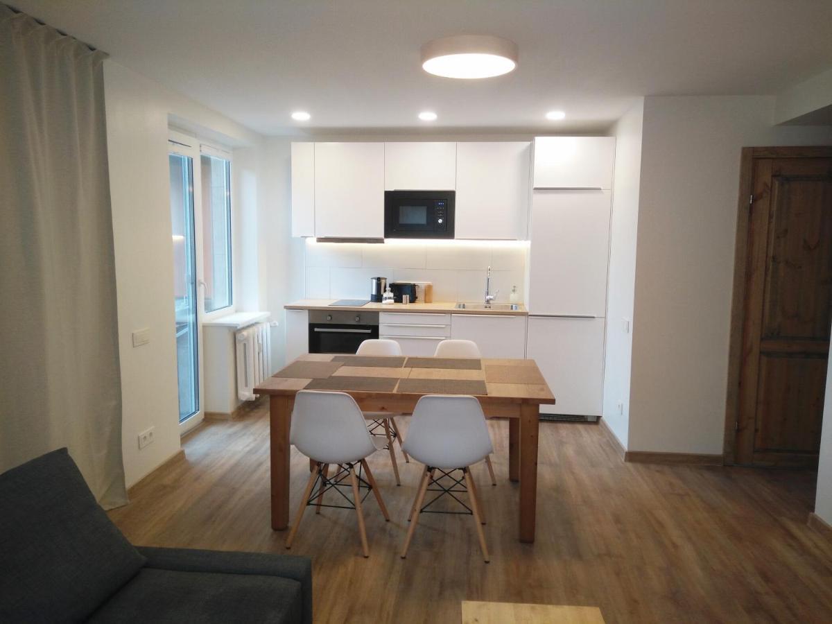 Juodrakante & Neringa Apartment Juodkrantė Buitenkant foto